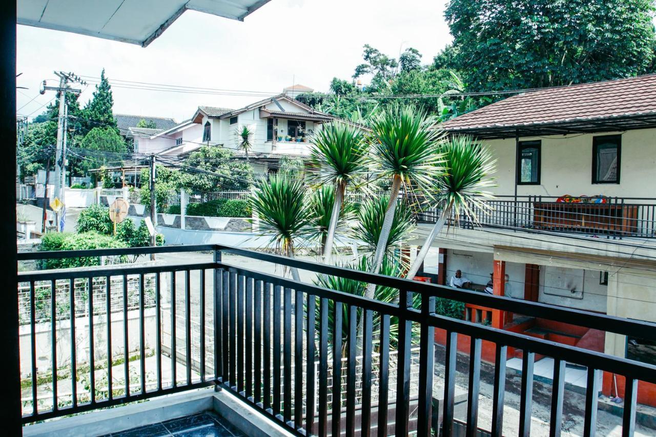 Villa Happy House Bandung Exterior foto